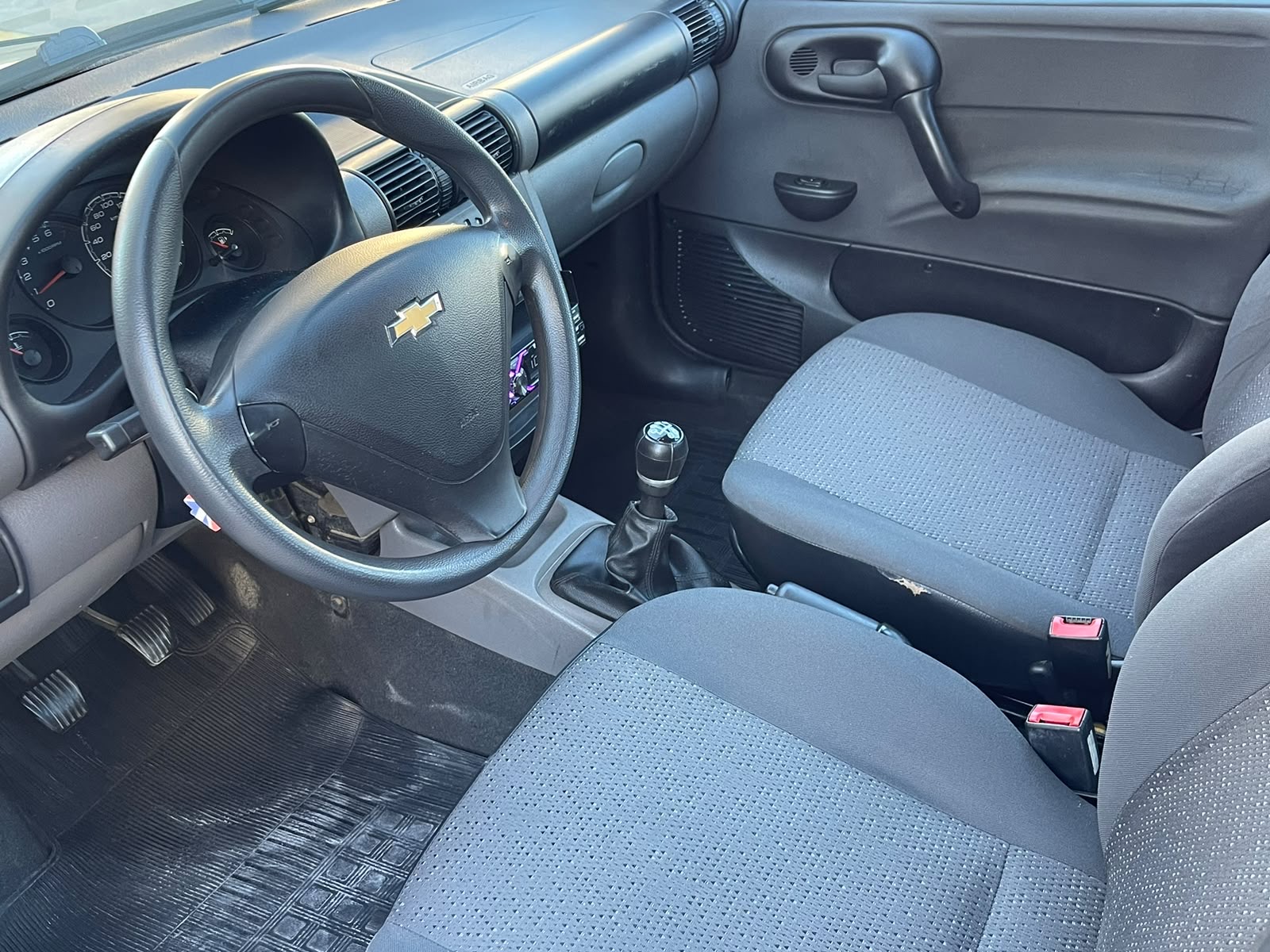 CHEVROLET CLASSIC 2015 — Bernardo Autos Taubaté — foto 11